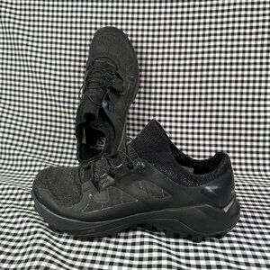 Salomon Cross Pro 2 Womens Trail Running Gorpcore Sock Sneaker All Black Size 7